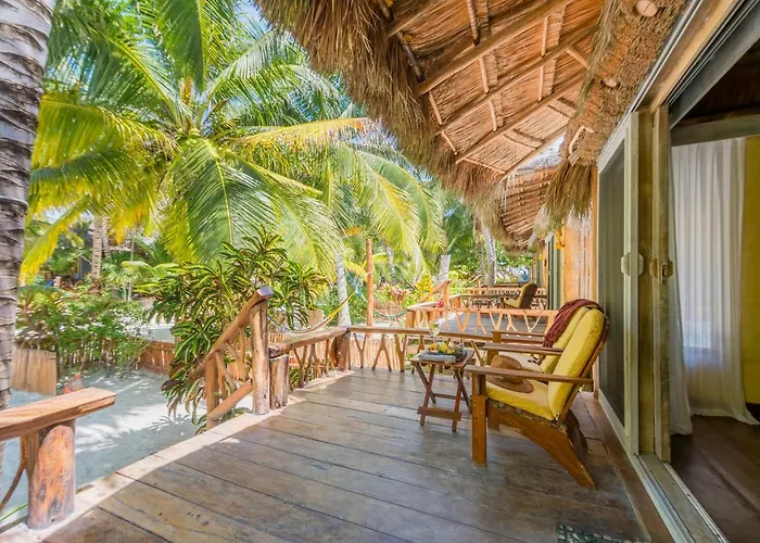 Hotel Pescadores 4*